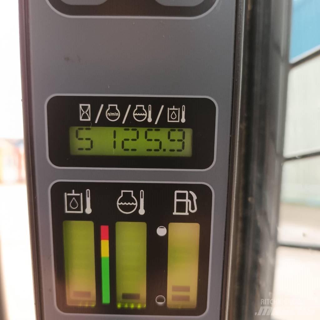 CASE SR 130  스키드로더