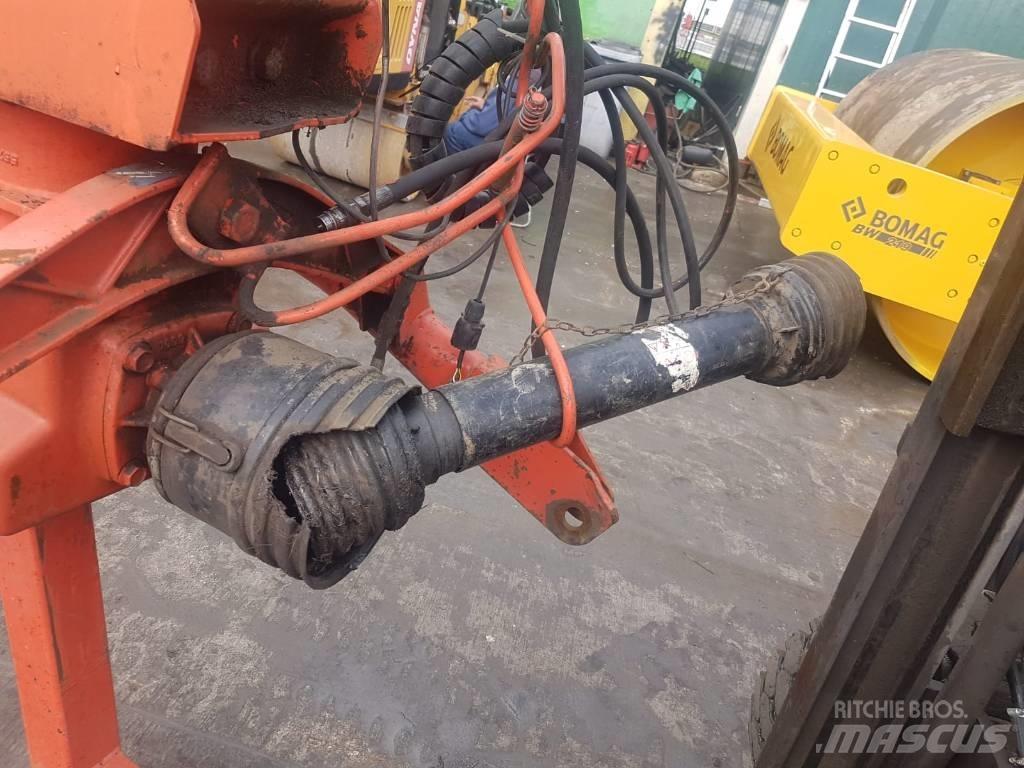 Kuhn FC 303 G C 제초기