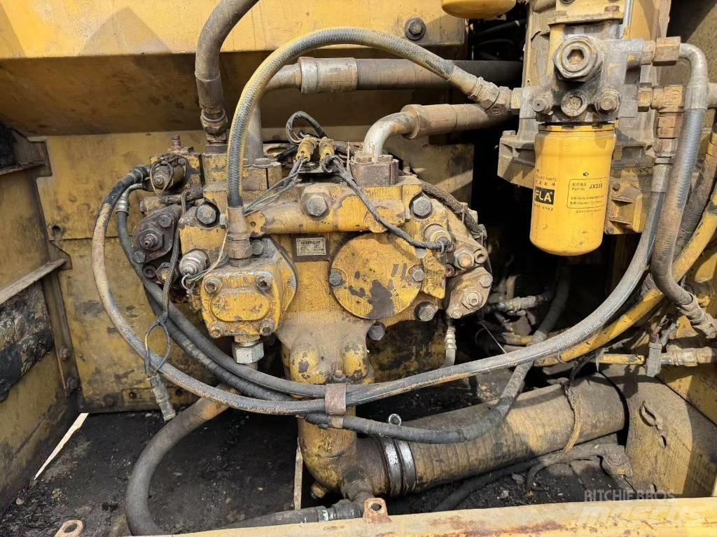 CAT 320 C 대형 굴삭기 29톤 이상