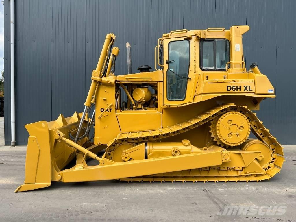 CAT D6H XL 크롤러 도저