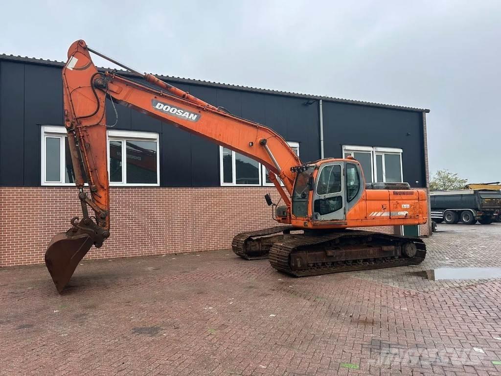 Doosan DX255LC 대형 굴삭기 29톤 이상