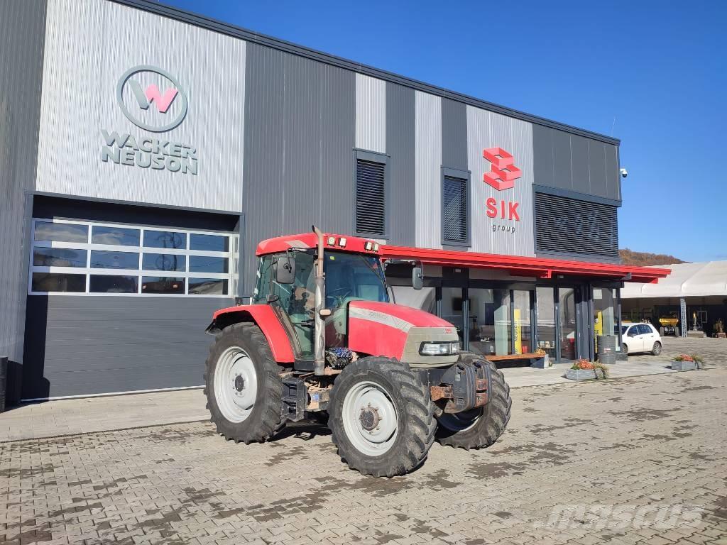 McCormick MC105 트랙터