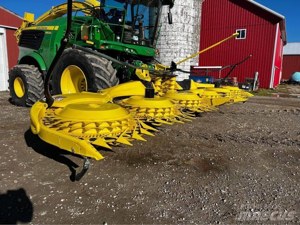 John Deere 772 기타 목초 수확용 장비