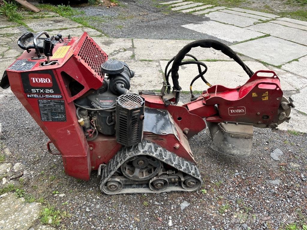 Toro STX26 스텀프 그라인더