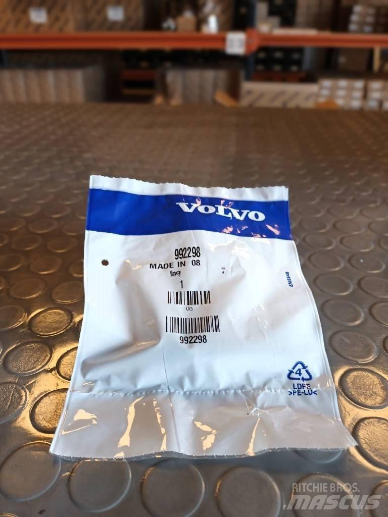 Volvo NIPPLE 992298 운송 장비 - 기타
