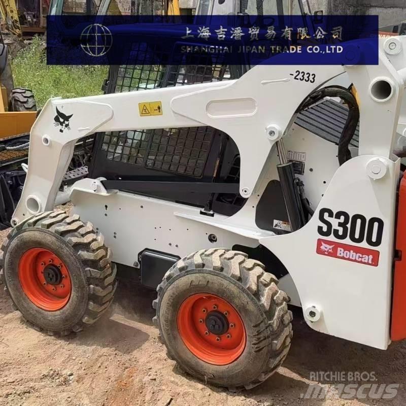 Bobcat S 300  스키드로더