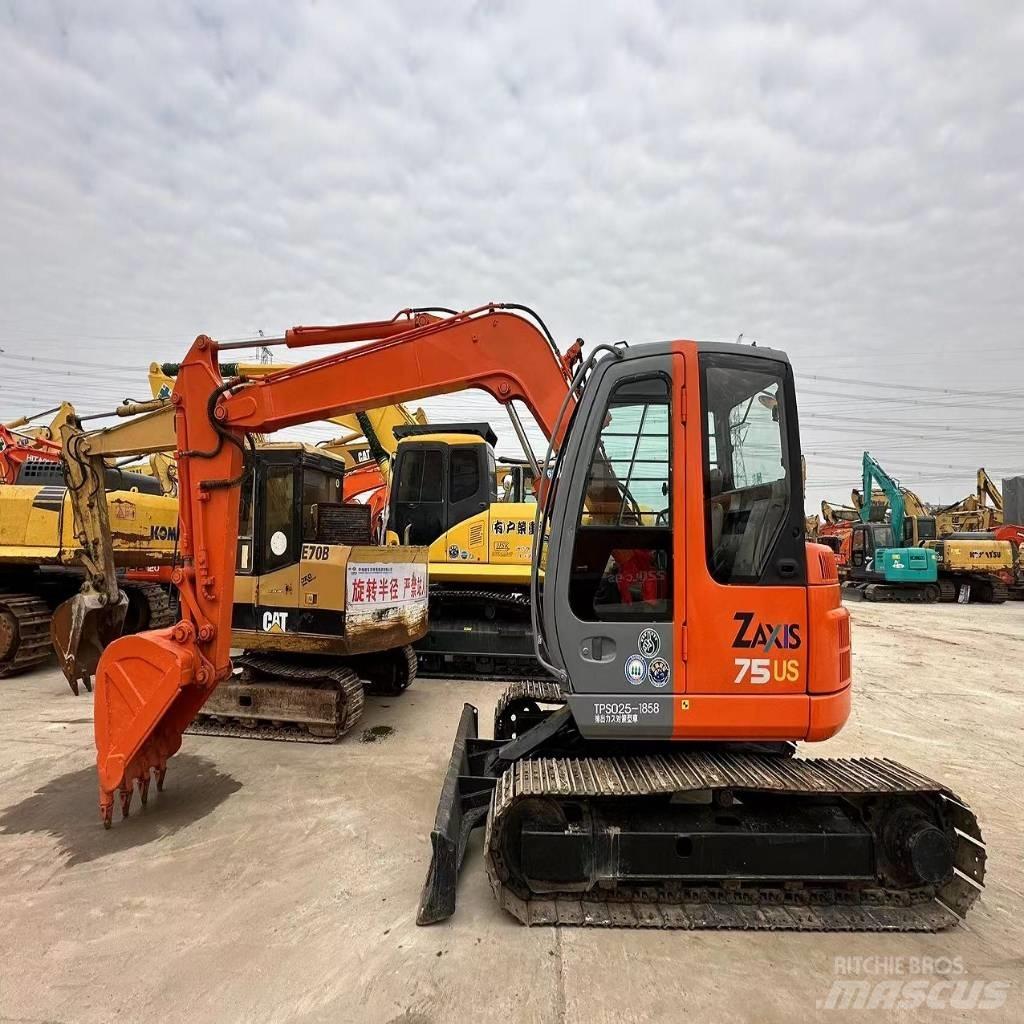 Hitachi ZX 75 US 중형굴삭기 7톤-28톤