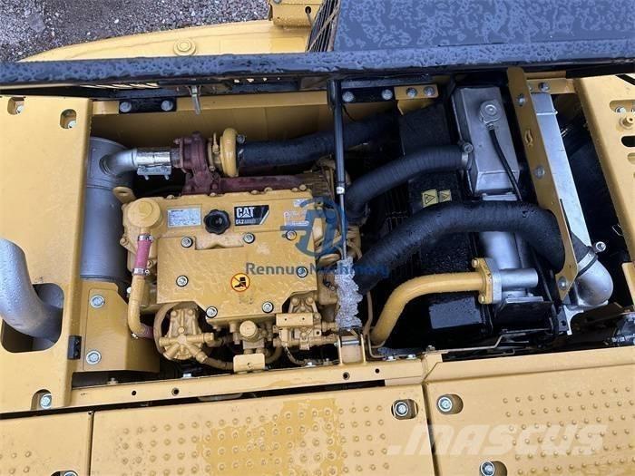 CAT 313D2GC 중형굴삭기 7톤-28톤