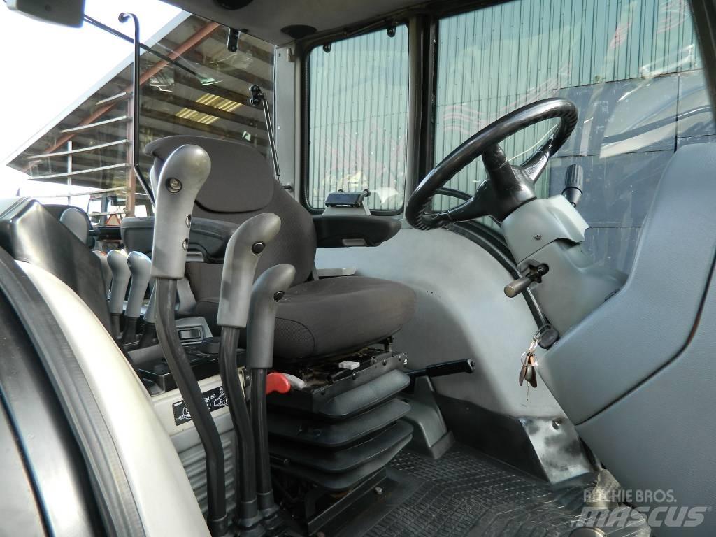 Valtra 8550 트랙터