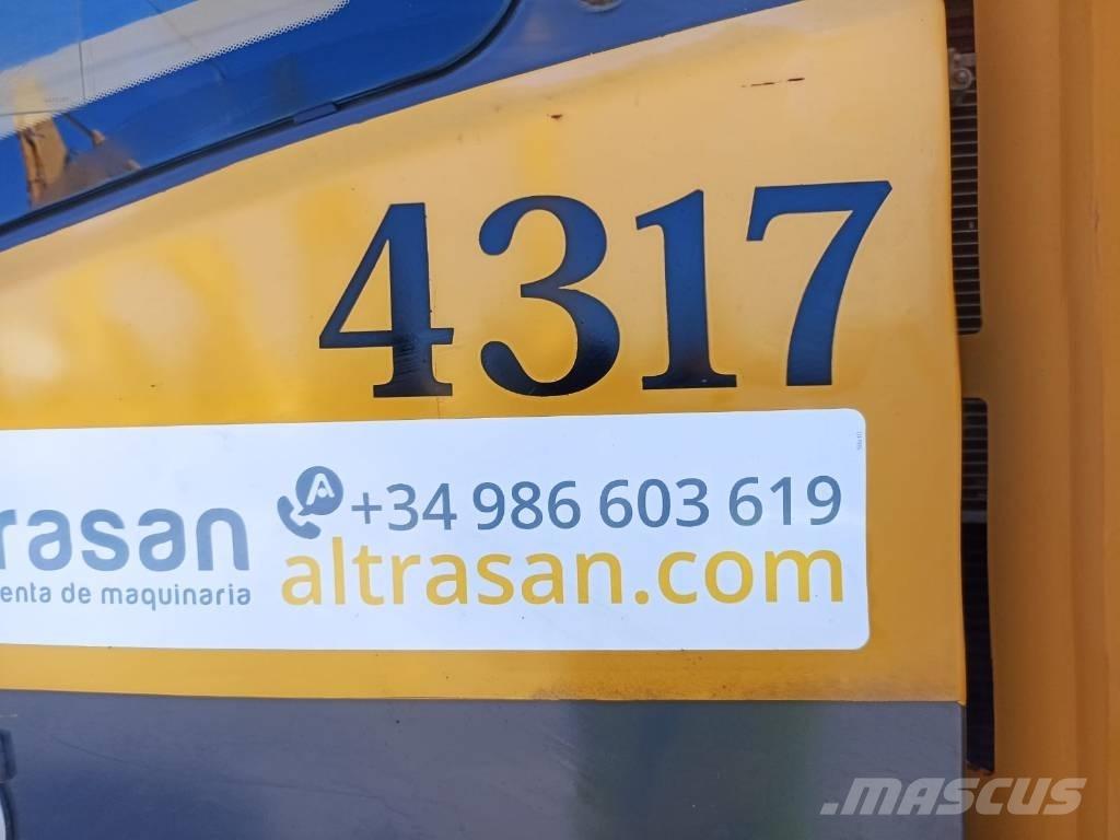 Volvo ECR 235 C L 대형 굴삭기 29톤 이상