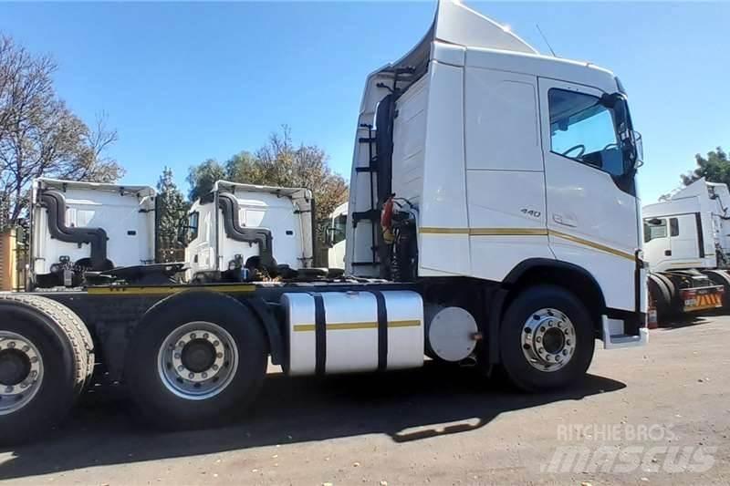 Volvo FH 440 기타 트럭