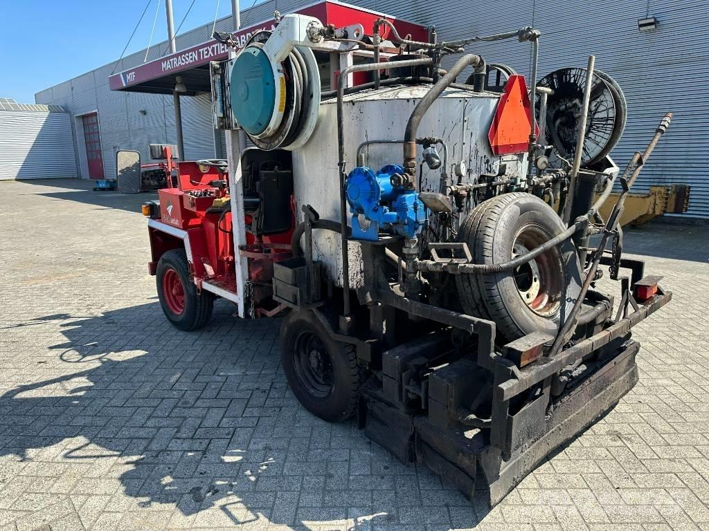 Burtec TSM 1000 L 아스팔트 분무기