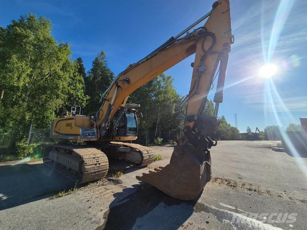 Liebherr 946LCV 대형 굴삭기 29톤 이상