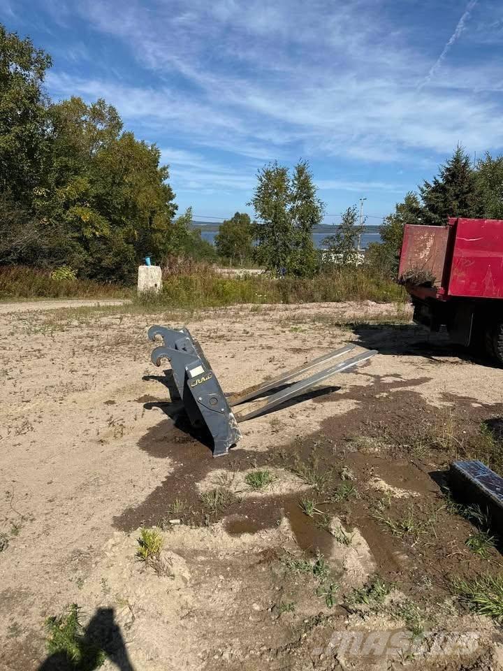 Hitachi ZW 140  휠로우더