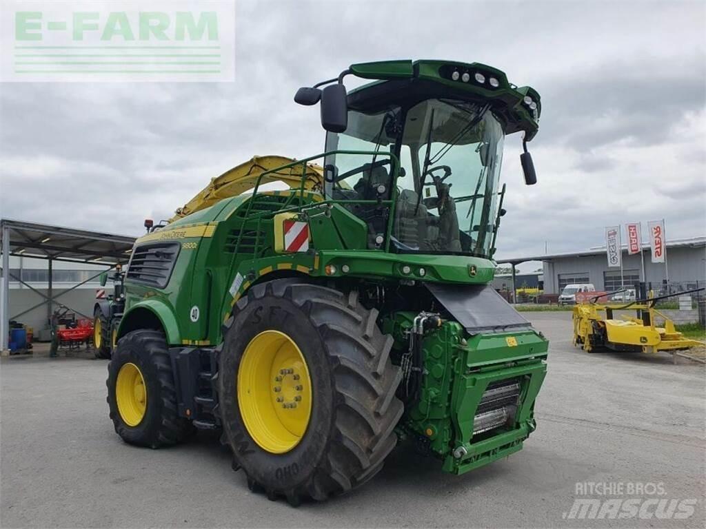 John Deere 9800 자동 초지기계