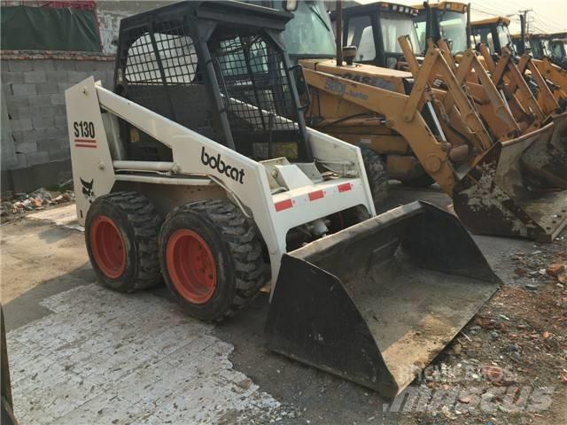 Bobcat S 130  스키드로더