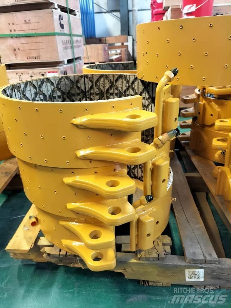 Komatsu D155  브레이크