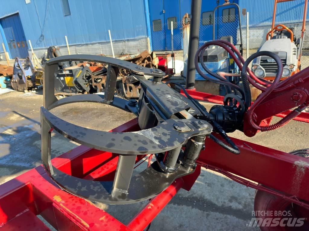Fliegl Twin Axle 목재용 트레일러