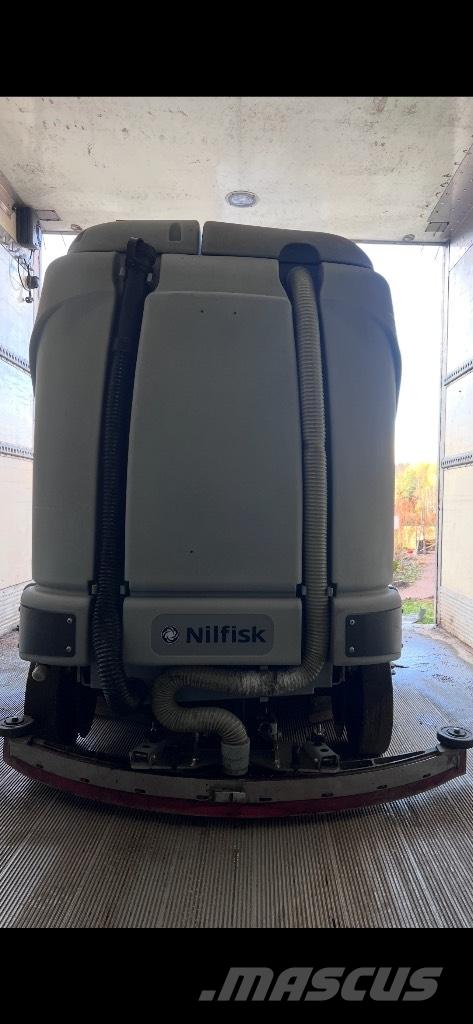 Nilfisk BR 1100S 습식 청소차