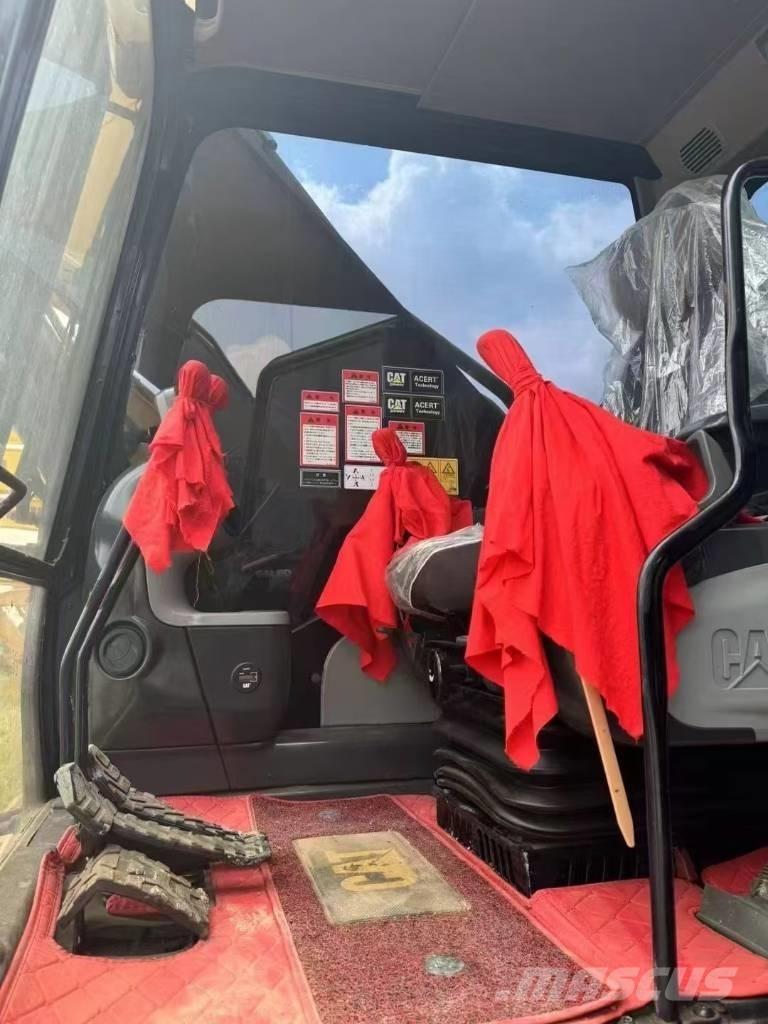 CAT 330 D L 대형 굴삭기 29톤 이상