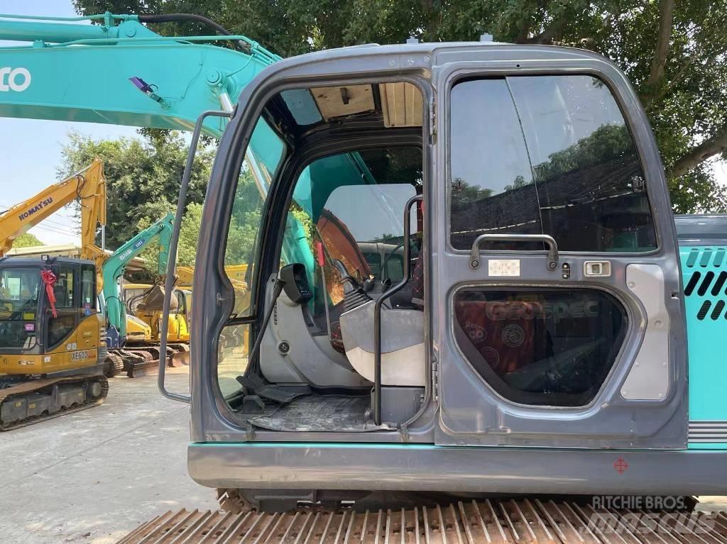 Kobelco SK130-8 중형굴삭기 7톤-28톤