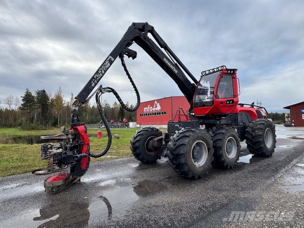 Komatsu 951 원목 하베스터