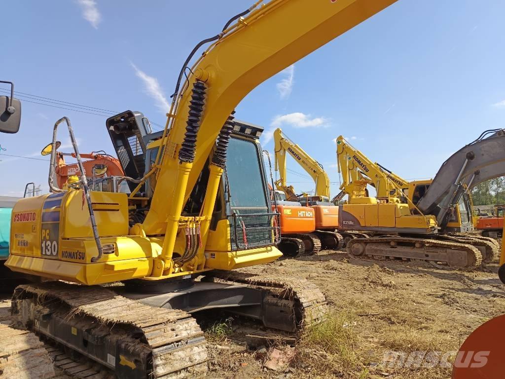 Komatsu PC 130 대형 굴삭기 29톤 이상