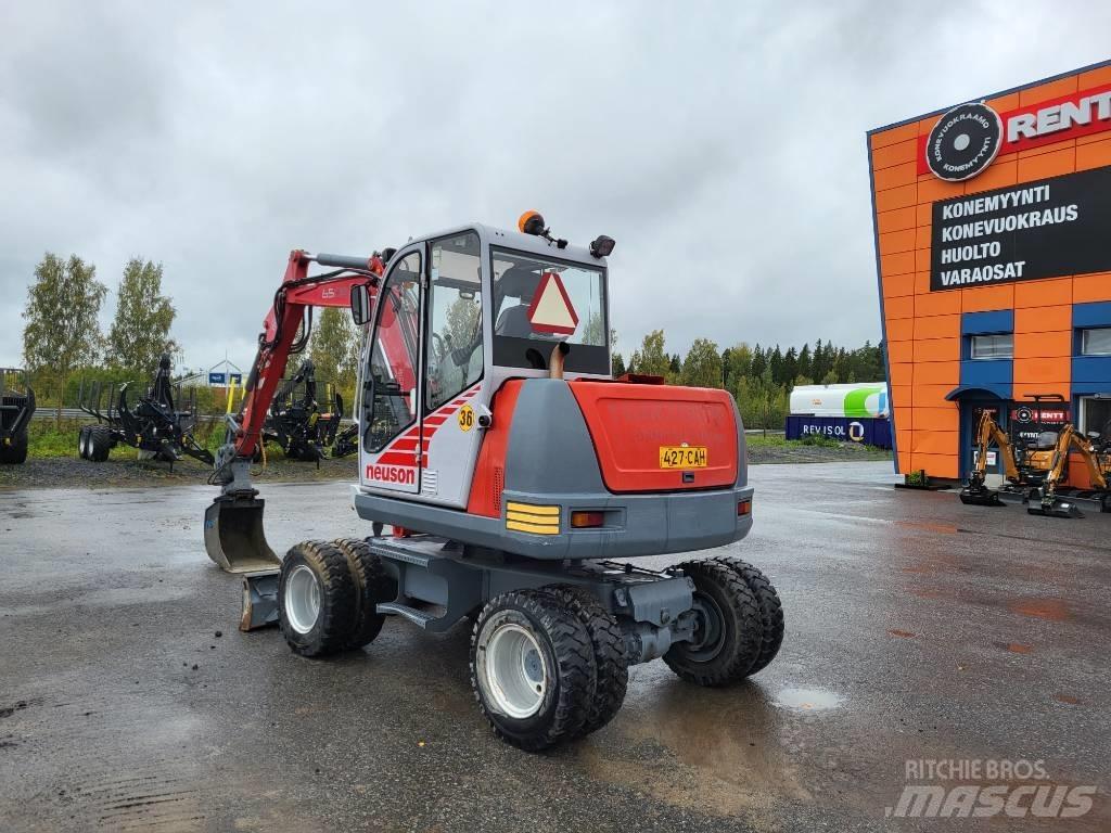 Neuson 6502 WD  휠 굴삭기