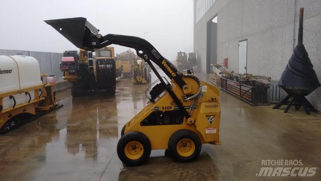 Vermeer S600 다목적 로더