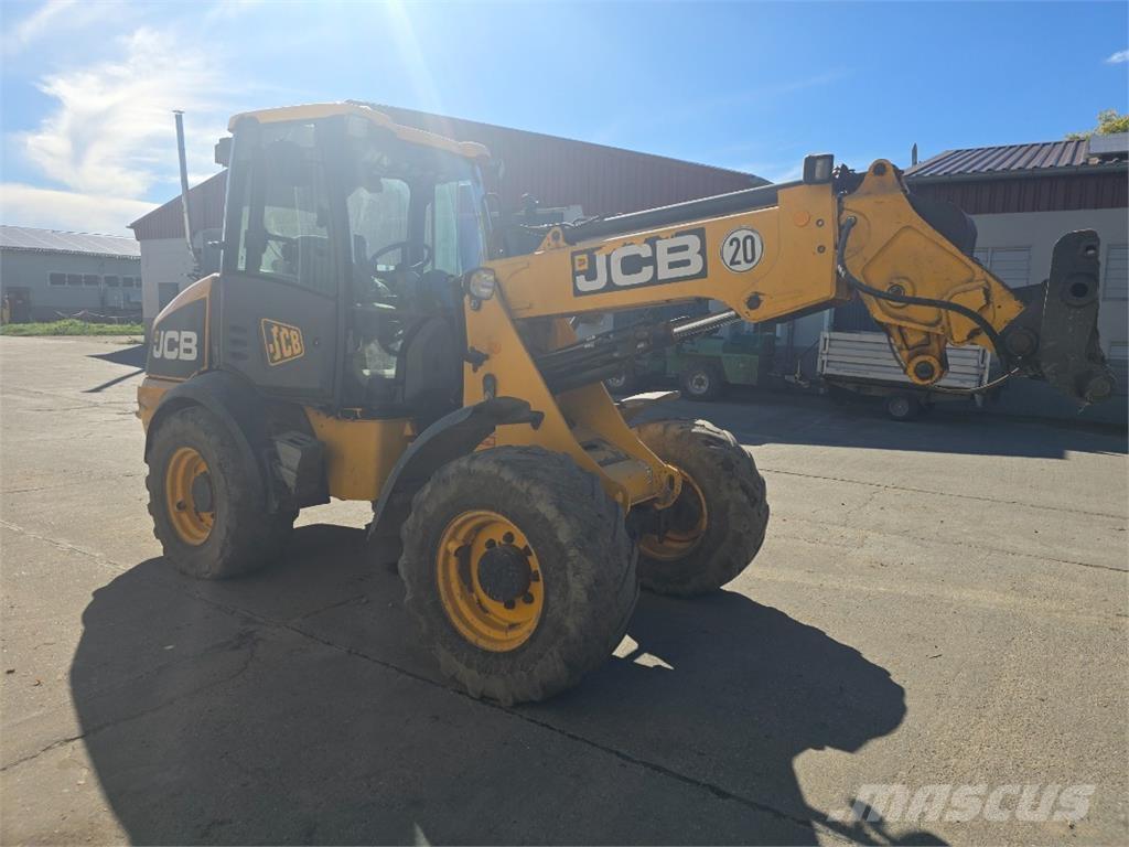 JCB TM 220  휠로우더