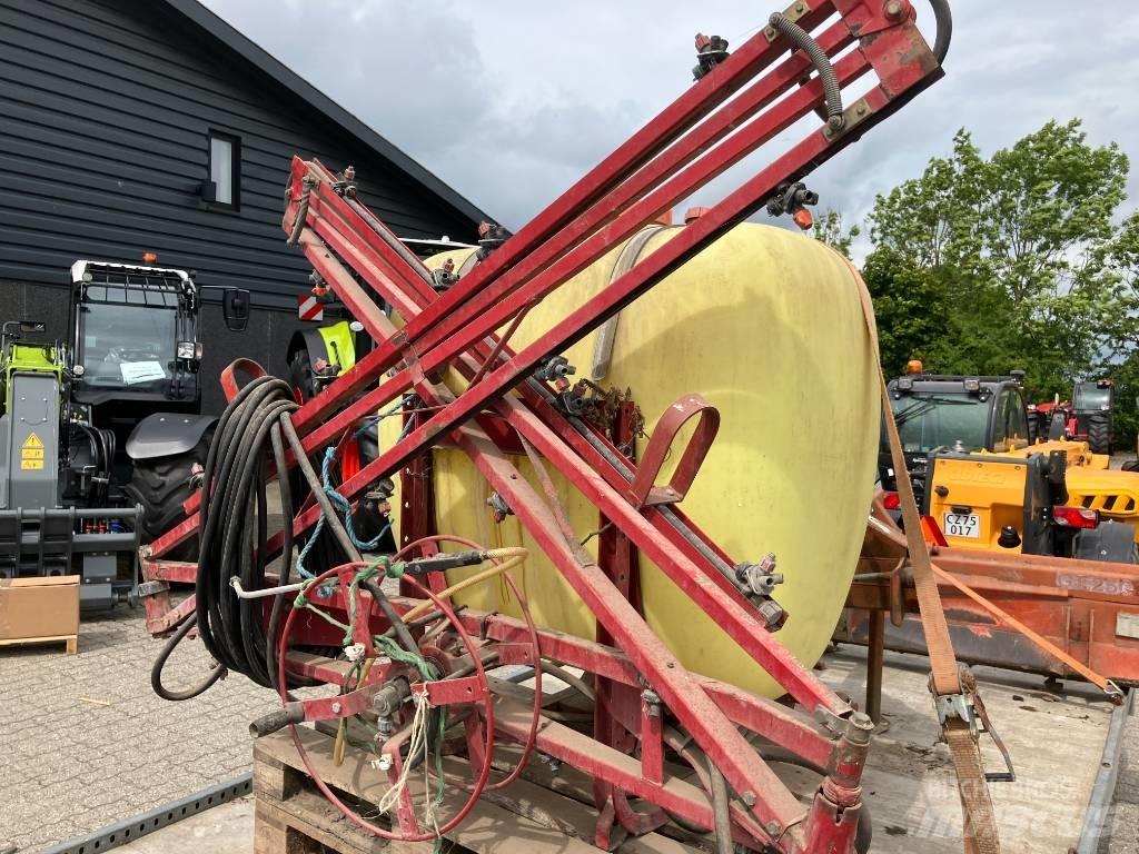 Hardi NK 600 탑재형 분무기