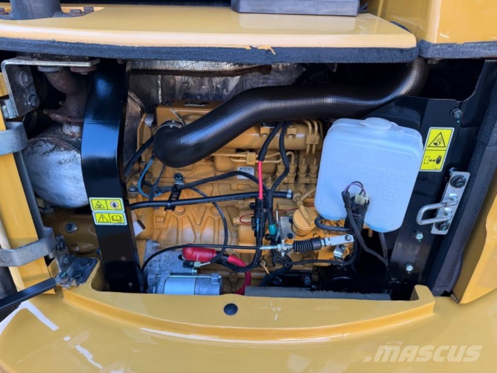 CAT 305 E 소형 굴삭기 7톤 미만