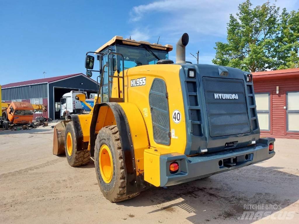 Hyundai HL 955  휠로우더