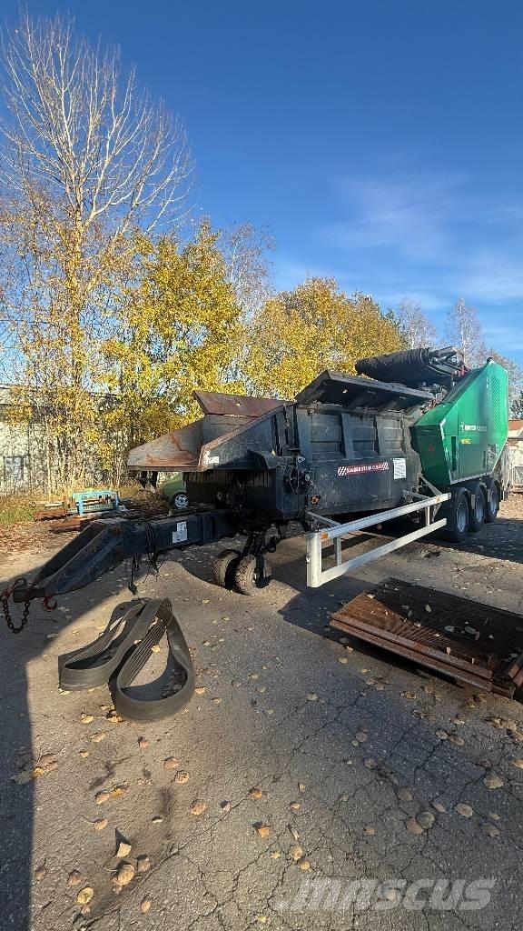 Komptech Axtor 6210 톱밥제조기