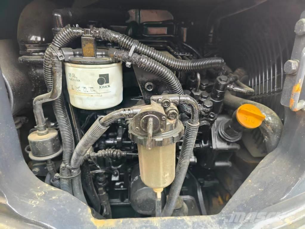 Komatsu PC 35 MR 소형 굴삭기 7톤 미만