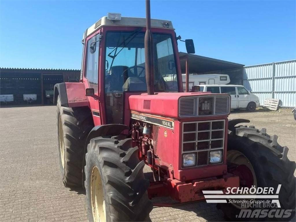 Case IH 956 XL 트랙터