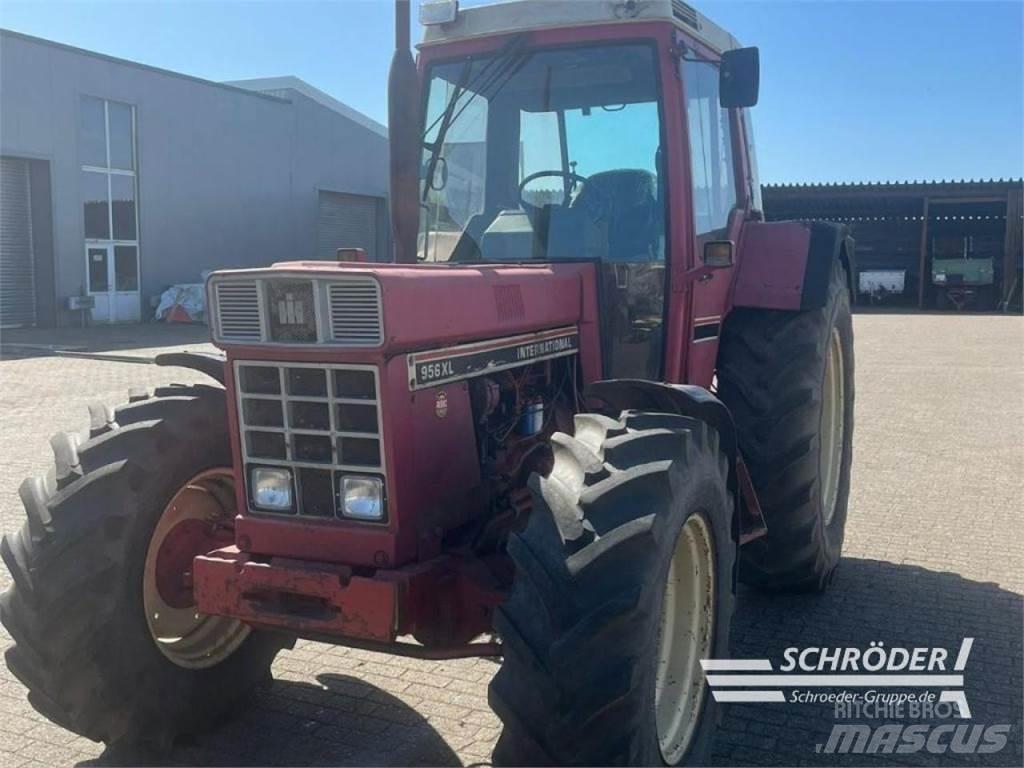 Case IH 956 XL 트랙터