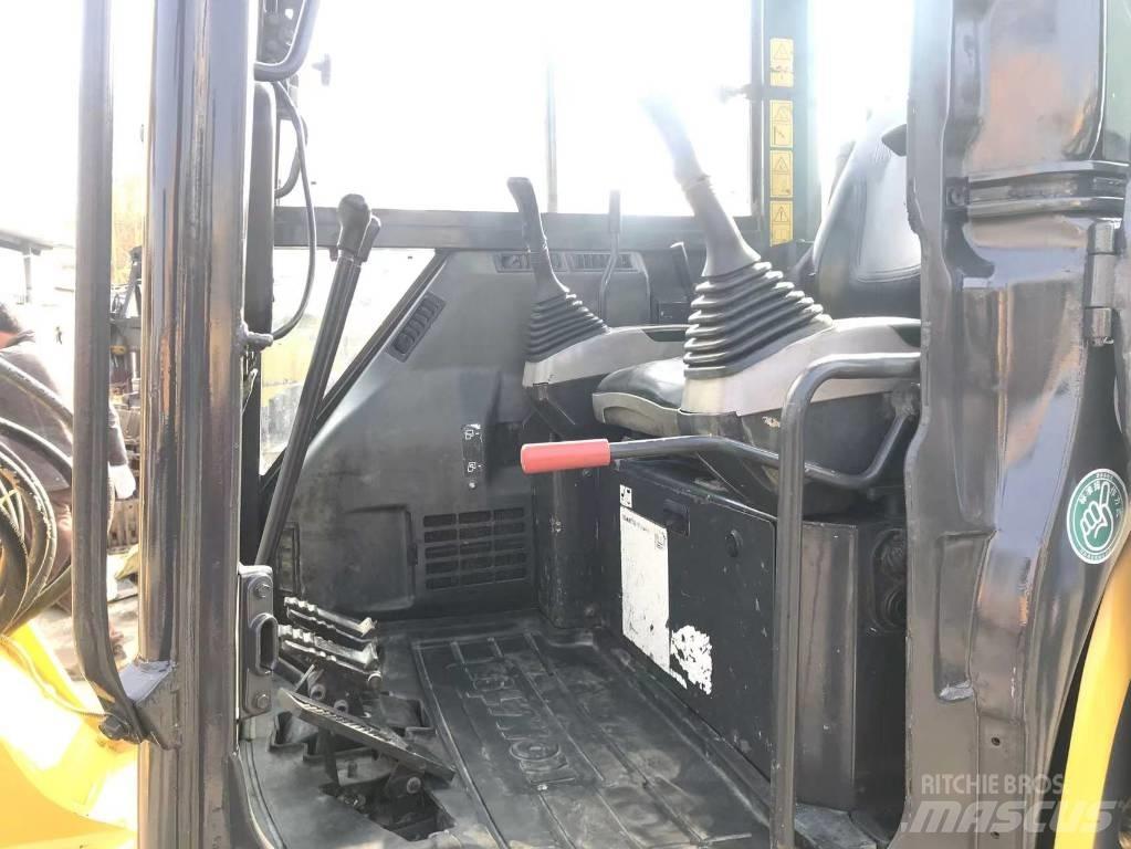 Komatsu PC 55 대형 굴삭기 29톤 이상