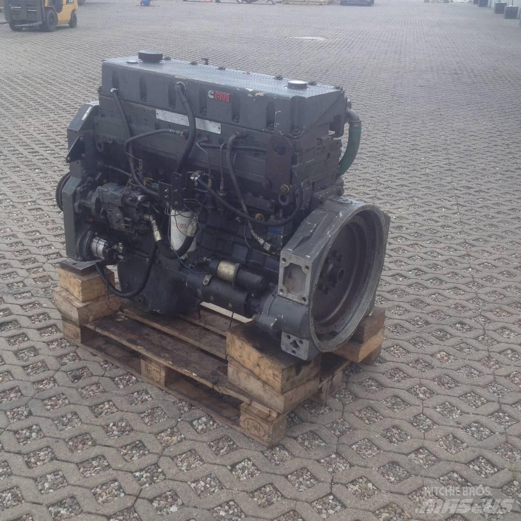 Cummins MTA 11  휠로우더