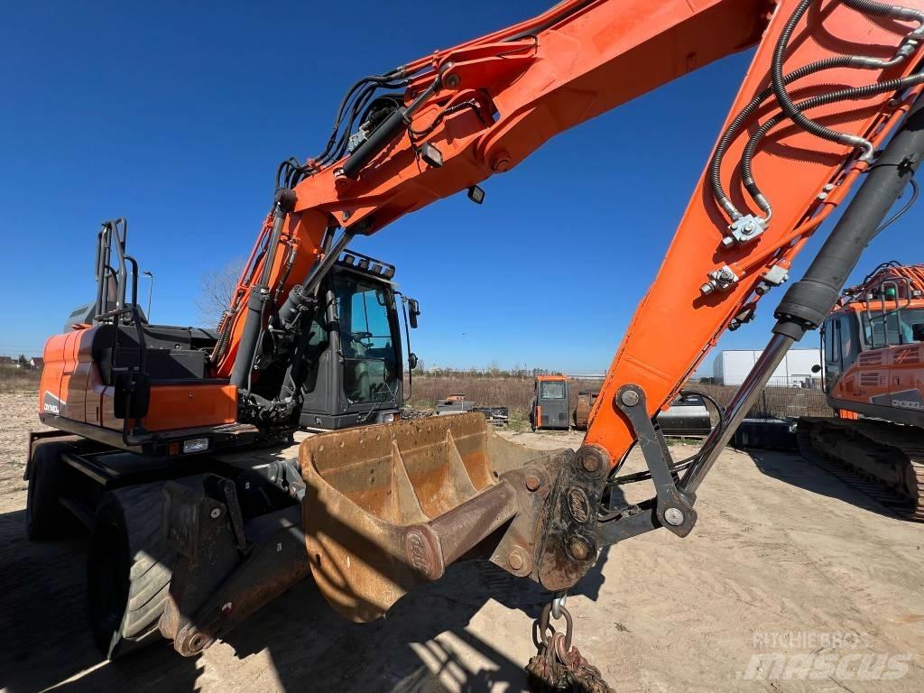 Doosan DX140W-5  휠 굴삭기