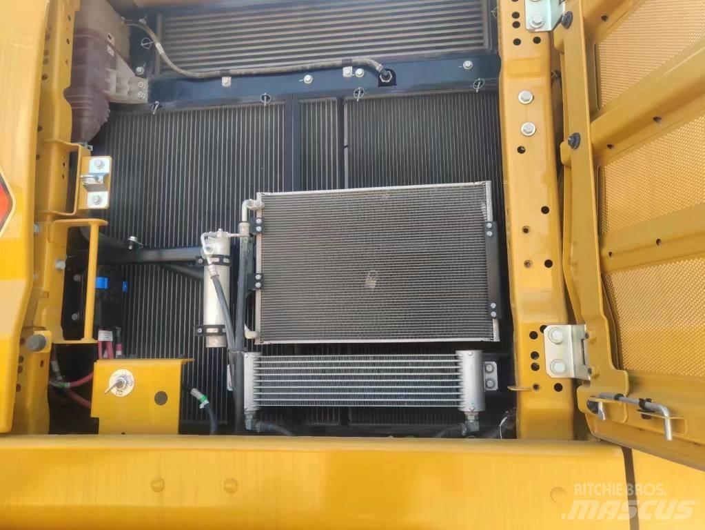 CAT 2021 CAT 333 대형 굴삭기 29톤 이상