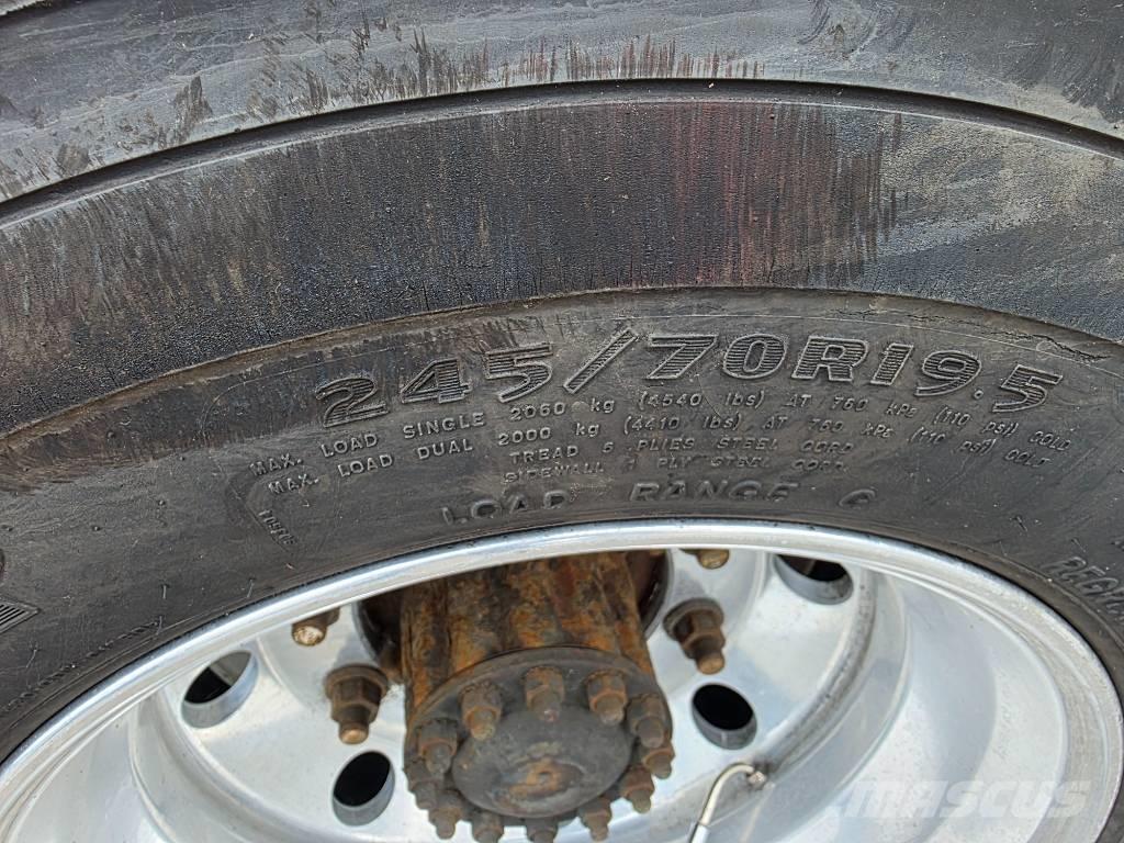 Hino 268 새시 운전실 트럭