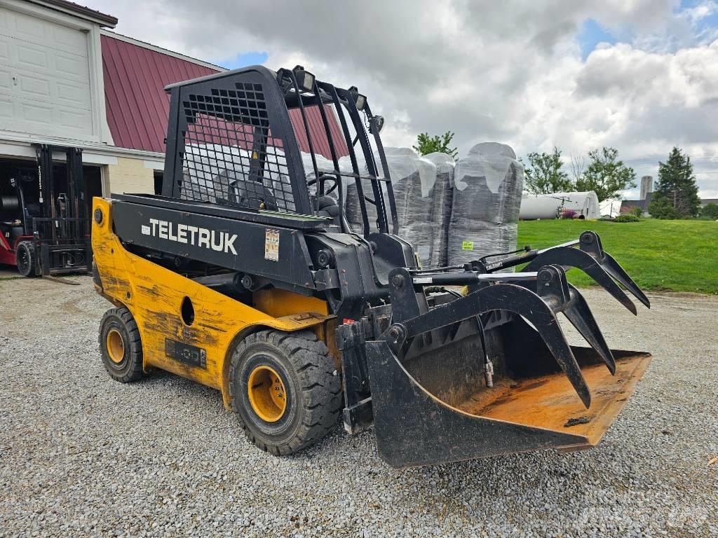 JCB Teletruk 30 D 험지용 트럭