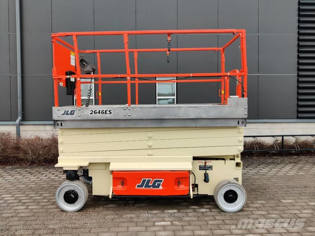 JLG Saxlift 2646 ES 인원/화물 앨리베이터
