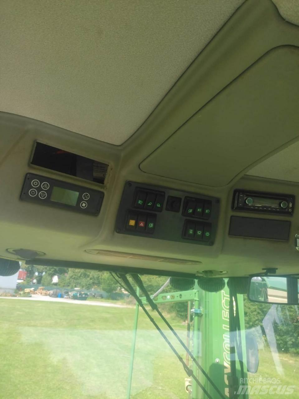 Krone Big X 700 자동 초지기계