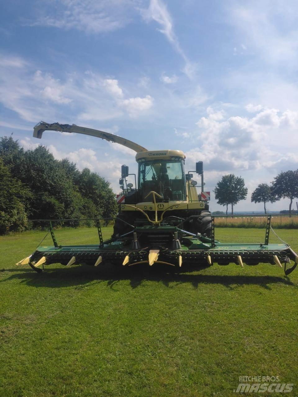 Krone Big X 700 자동 초지기계