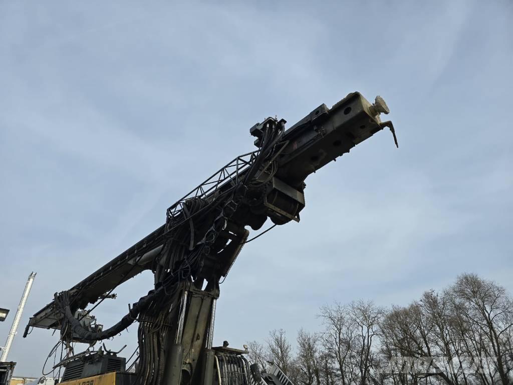 Liebherr LB 28 말뚝설치기