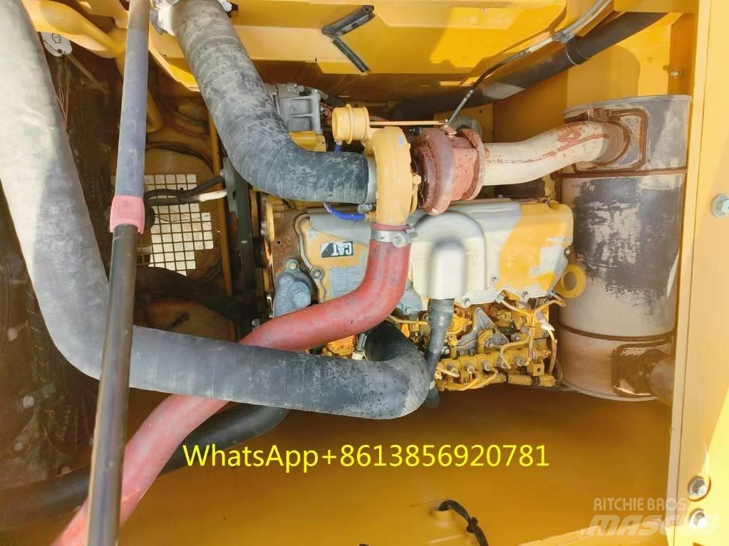 CAT 320 대형 굴삭기 29톤 이상