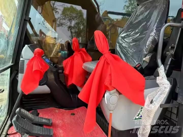 Komatsu PC240 대형 굴삭기 29톤 이상