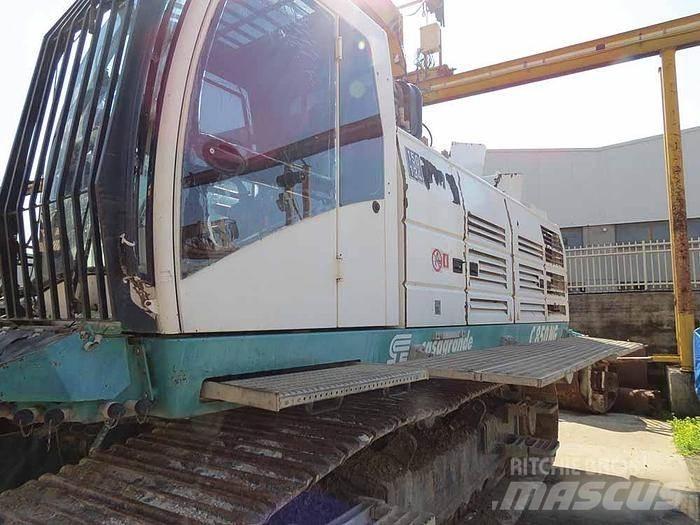 Casagrande C850NG 도로 굴착기
